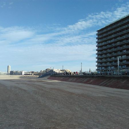 Residentie Aldis Met Zeezicht Apartman Ostende Kültér fotó