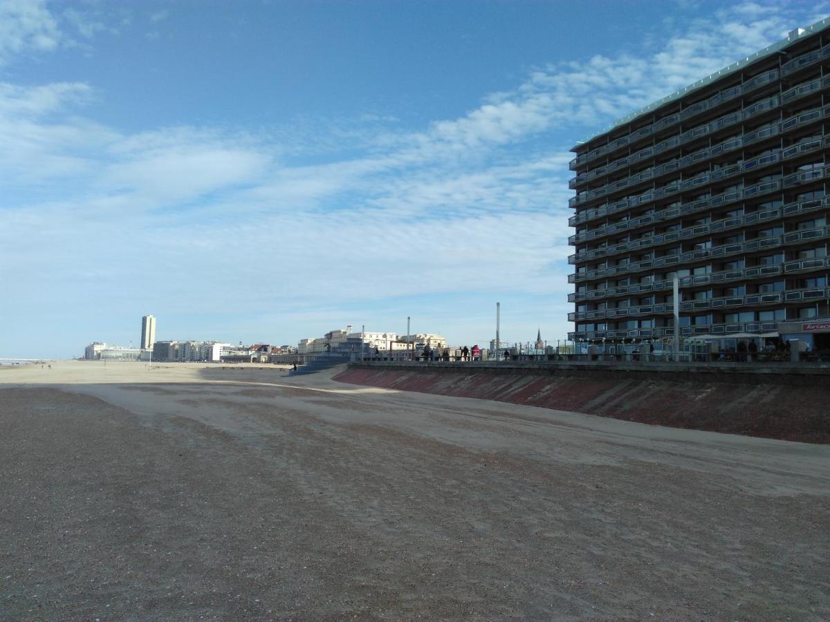 Residentie Aldis Met Zeezicht Apartman Ostende Kültér fotó